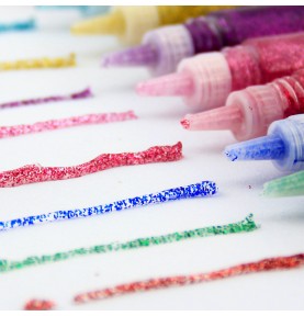 Stylo gel pailleté : Glitter glue pour décorer tous les dessins !