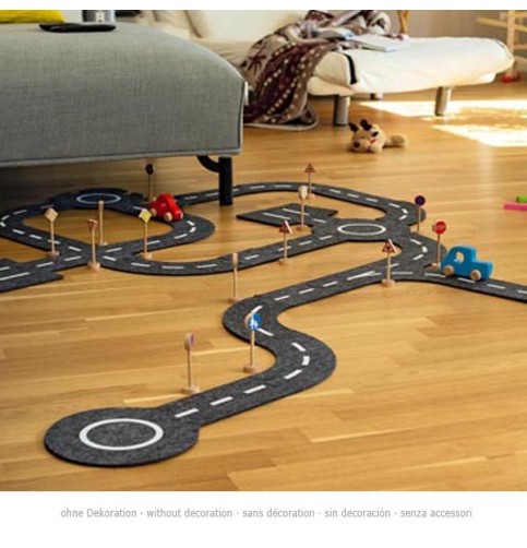Janod - circuit voitures enfant en bois Racing Grand Prix (Gebraucht) in Sierre für CHF 15 - mit