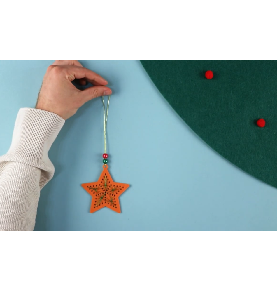 Sapin De Noël En Feutrine à Décorer - DIY Avec Guirlande LED Et 21 Ornements Amovibles - Déco Murale Enfant Ou Adulte
