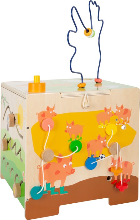 Deluxe Farm Wooden XL Activity Cube & Stool - Vue 3