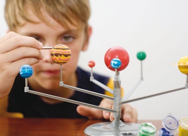 3D Wooden Solar System Planetary Orbit Model - Vue 2