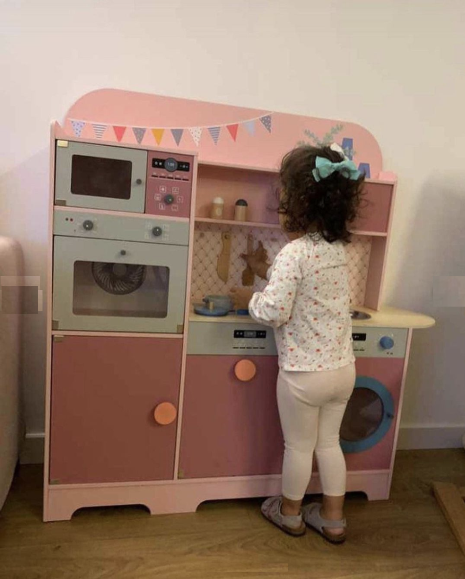 Classic Pink Wooden Play Kitchen & Accessories - Vue 7