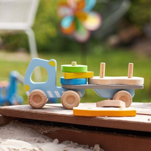 Wooden Dumper Truck with Shape Sorting Blocks - Vue 2