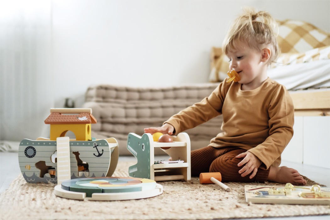 2-in-1 Wooden Hammering Bench & Baby Xylophone - Safari - Vue 3
