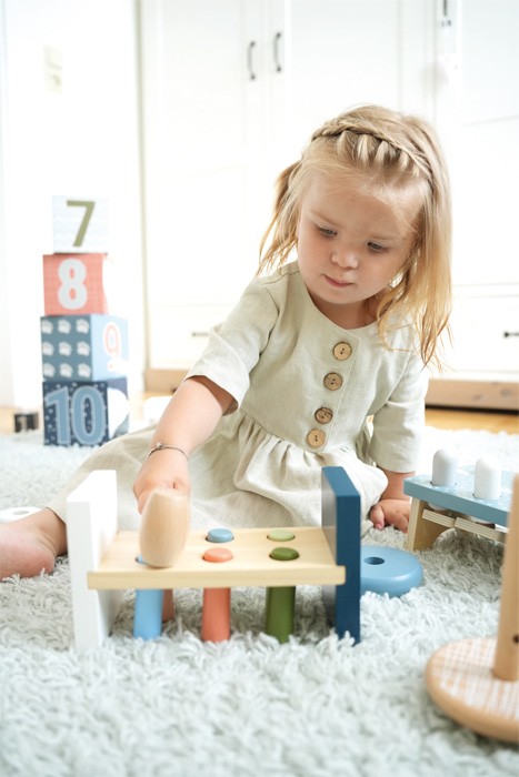 Arctic Ice Floe Wooden Hammer Bench Toy - Vue 6