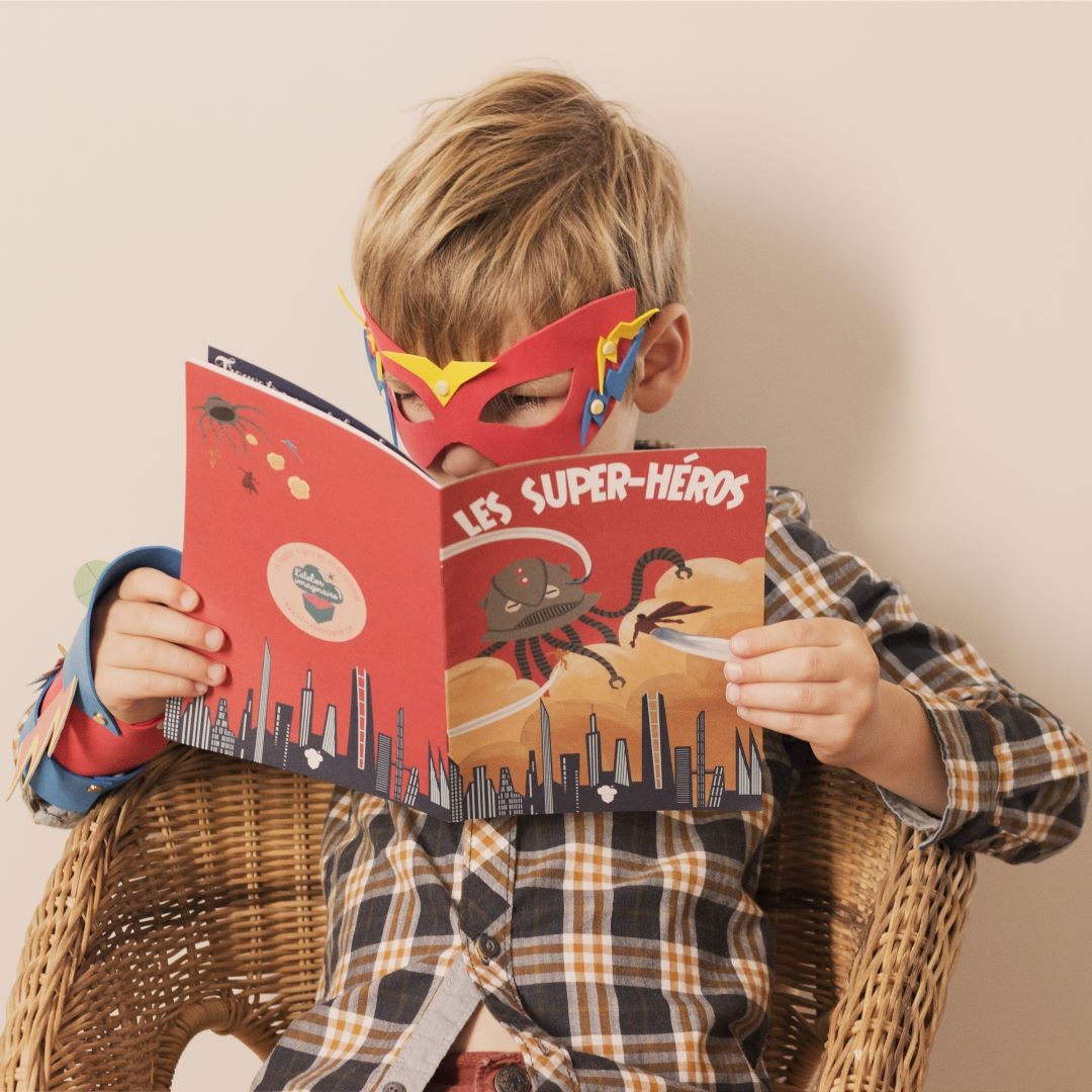 DIY Superhero Costume & Mask Craft Activity Kit - Vue 9