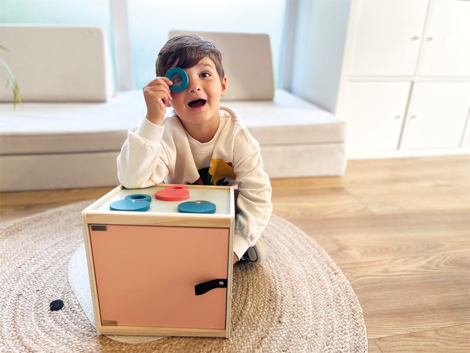 Montessori Wooden 4-Senses Mystery Tactile Box - Vue 5
