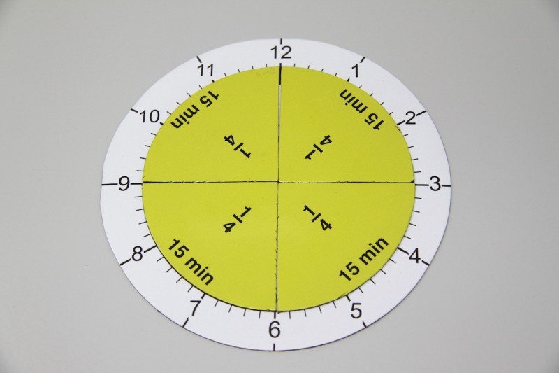 Magnetic Montessori Time & Fraction Clocks - Set of 2 - Vue 4
