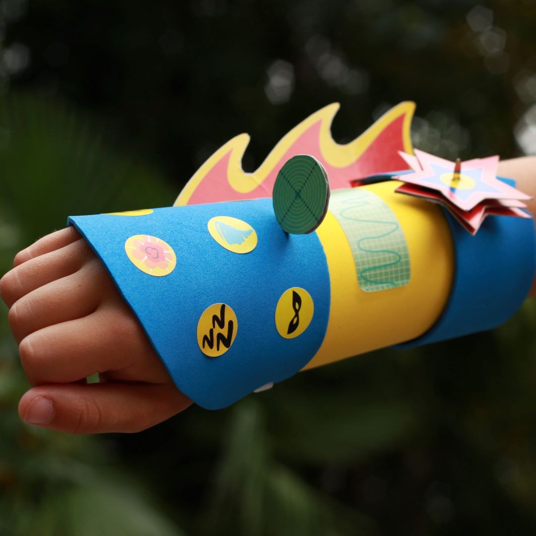 DIY Superhero Costume & Mask Craft Activity Kit - Vue 3