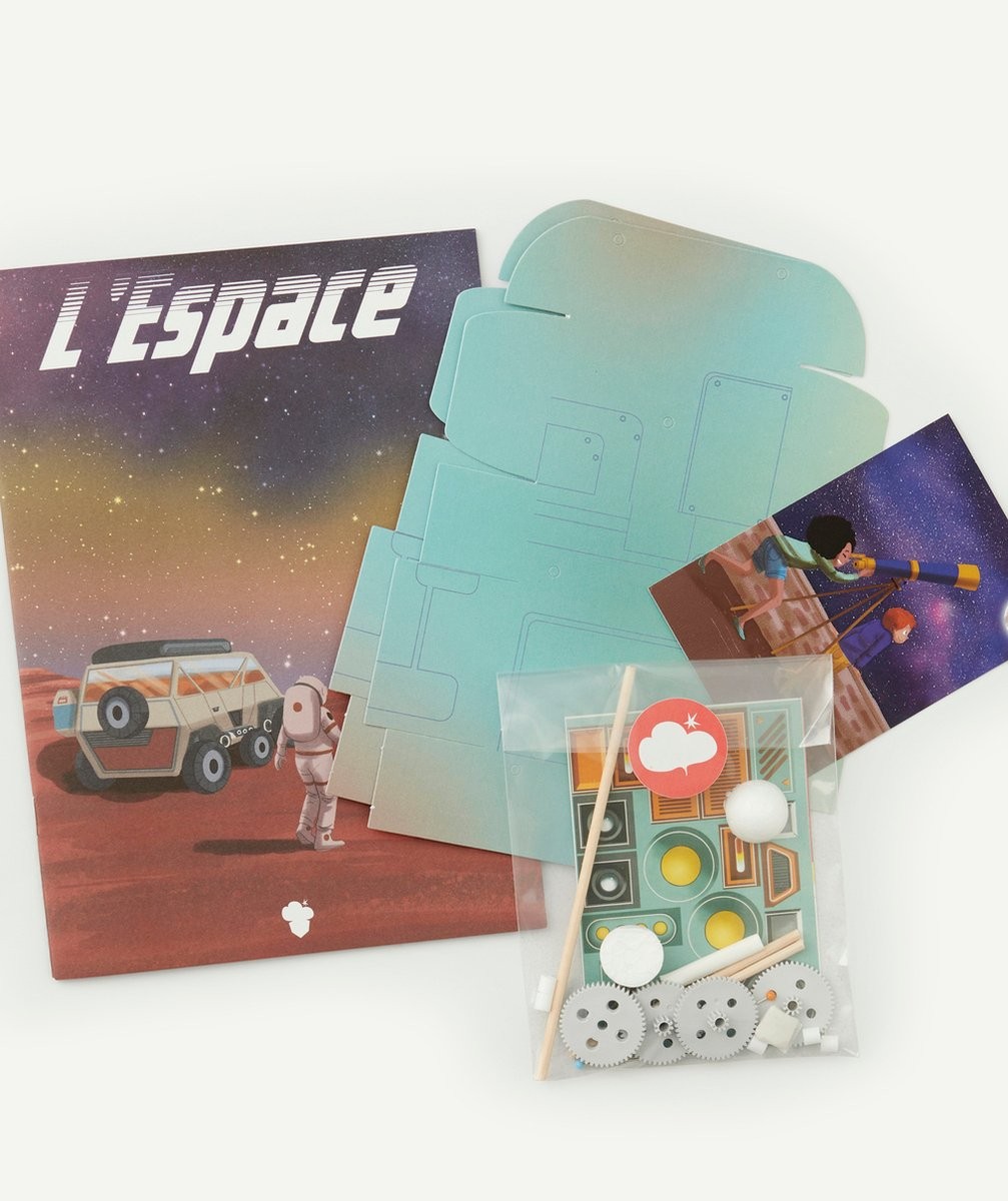 Outer Space Exploration Creative Craft Activity Kit - Vue 6
